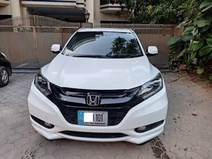 Honda Vezel Hybrid Z Style Edition 2016 for Sale