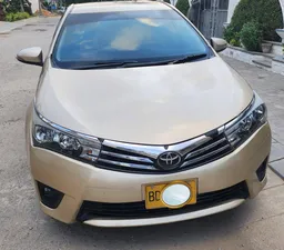 Toyota Corolla Altis CVT-i 1.8 2015 for Sale