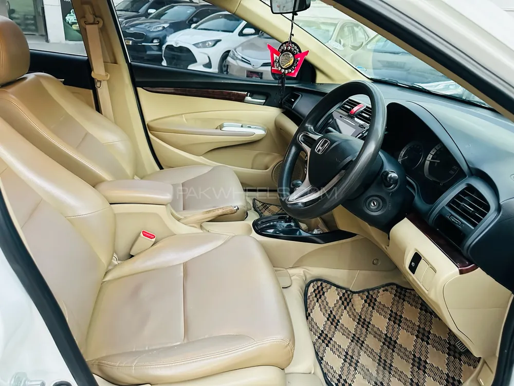 ہونڈا سٹی 2020 for Sale in کراچی ہونڈا سٹی 2020 for Sale in کراچی Image-4
