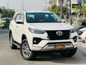 Toyota Fortuner 2.7 V 2021 for Sale