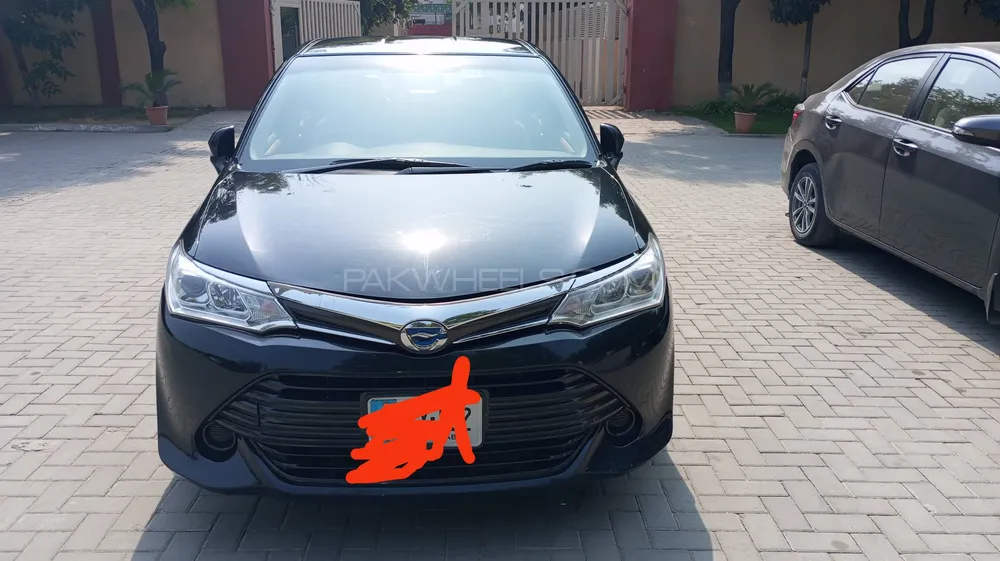 Toyota Corolla Axio 2015 for Sale in Rawalpindi Toyota Corolla Axio 2015 for Sale in Rawalpindi Image-2