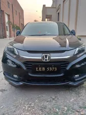 Honda Vezel Hybrid X L Package 2014 for Sale