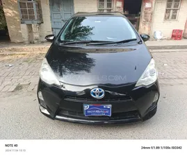 Toyota Aqua S 2014 for Sale