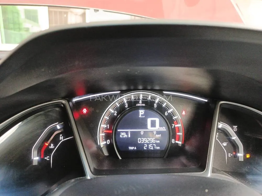 Honda Civic 2021 for Sale in Lahore Honda Civic 2021 for Sale in Lahore Image-9