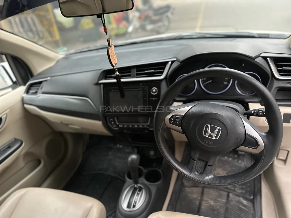 ہونڈا بی آر-وی 2021 for Sale in فیصل آباد ہونڈا بی آر-وی 2021 for Sale in فیصل آباد Image-5