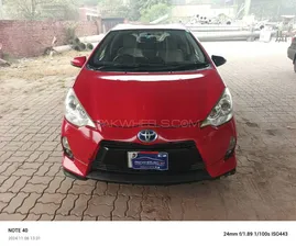 Toyota Aqua S 2013 for Sale