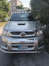 Toyota Hilux D-4D Automatic 2005 for Sale