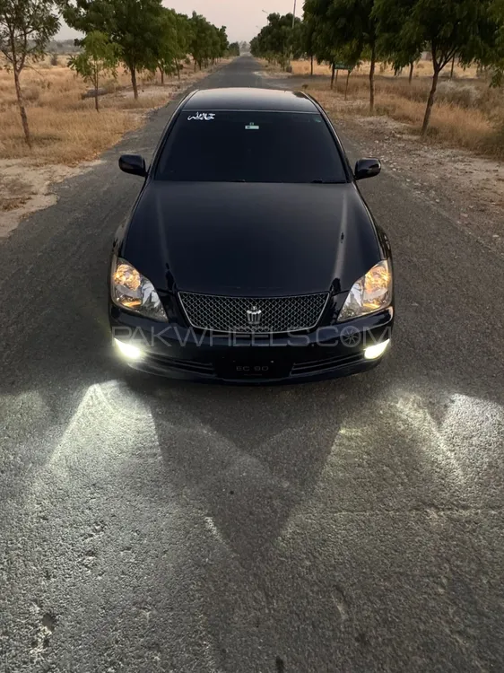 Toyota Crown 2004 for Sale in Lahore Toyota Crown 2004 for Sale in Lahore Image-10