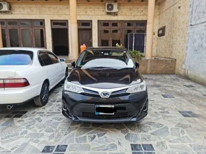 Toyota Corolla Axio Hybrid 1.5 2017 for Sale