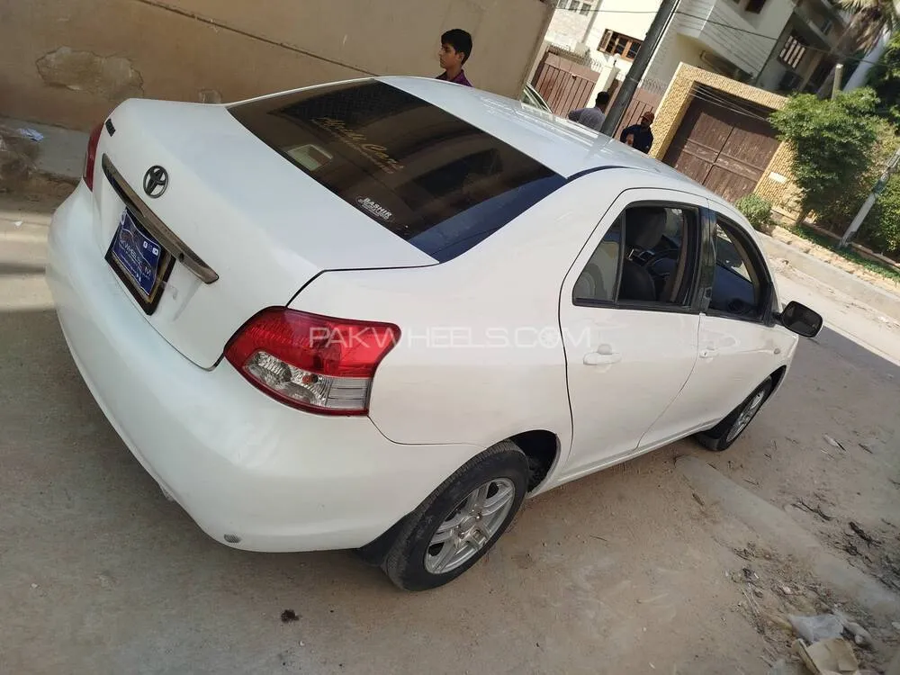 Toyota Belta 2006 for Sale in Karachi Toyota Belta 2006 for Sale in Karachi Image-4