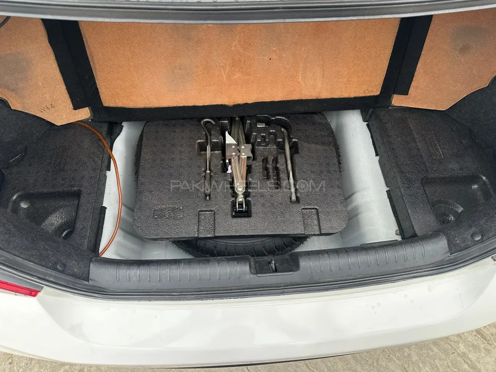 Honda Civic 2016 for Sale in Rawalpindi Honda Civic 2016 for Sale in Rawalpindi Image-5