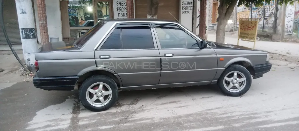 نسان سنی 1987 for Sale in پشاور Image-1