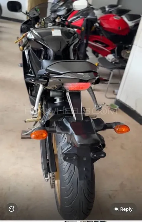 Yamaha YZF-R6 2010 for Sale Image-1