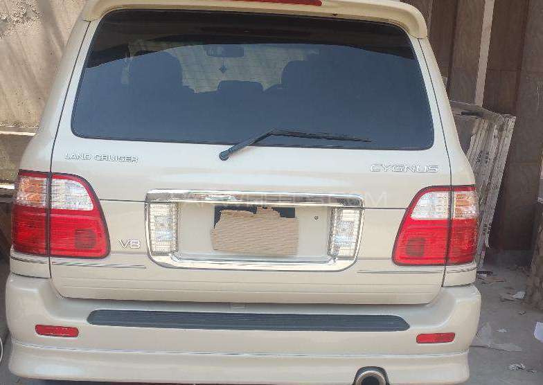 Toyota Land Cruiser 2004 for Sale in Lahore Image-1