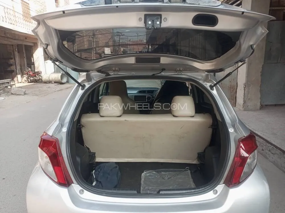 Toyota Vitz 2012 for Sale in Faisalabad Toyota Vitz 2012 for Sale in Faisalabad Image-7