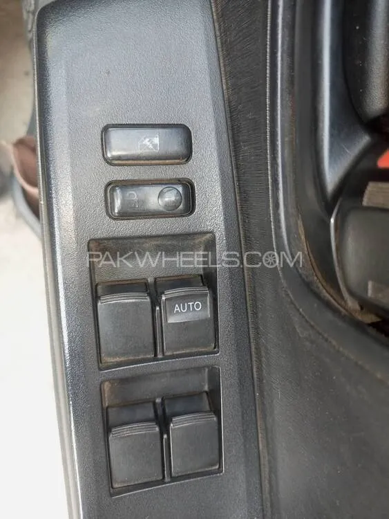 Toyota Vitz 2012 for Sale in Faisalabad Toyota Vitz 2012 for Sale in Faisalabad Image-12