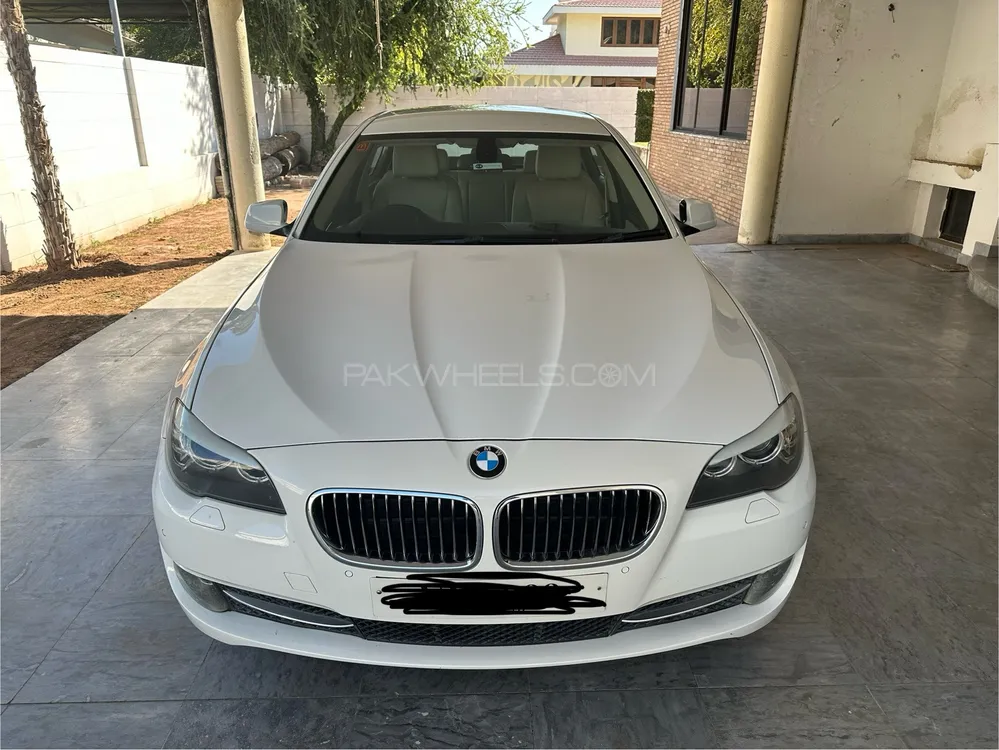 بی ایم ڈبلیو 5 سیریز 2011 for Sale in اسلام آباد بی ایم ڈبلیو 5 سیریز 2011 for Sale in اسلام آباد Image-7