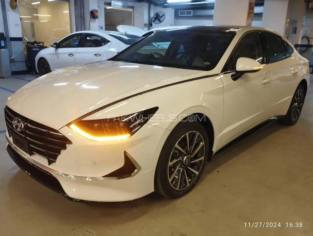 Hyundai Sonata 2023 for Sale in Lahore Hyundai Sonata 2023 for Sale in Lahore Image-3