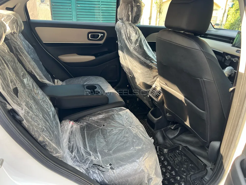 Honda HR-V 2024 for Sale in Lahore Honda HR-V 2024 for Sale in Lahore Image-18