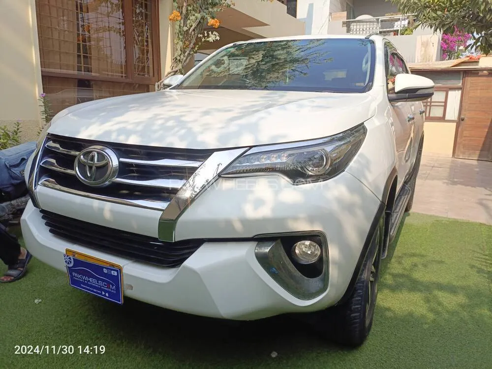 ٹویوٹا فورچیونر 2019 for Sale in کراچی ٹویوٹا فورچیونر 2019 for Sale in کراچی Image-3