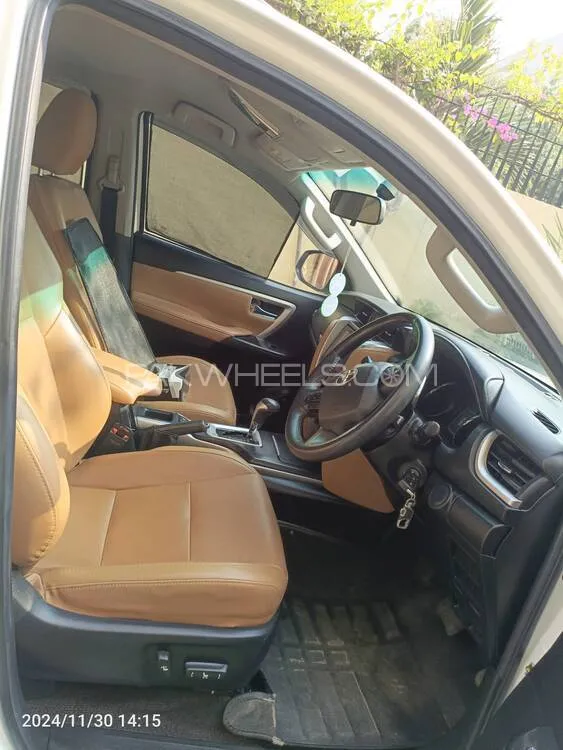 ٹویوٹا فورچیونر 2019 for Sale in کراچی ٹویوٹا فورچیونر 2019 for Sale in کراچی Image-10
