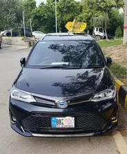 Toyota Corolla Fielder Hybrid 2019 for Sale