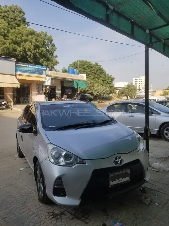 Toyota Aqua 2012 for Sale in Karachi Image-1