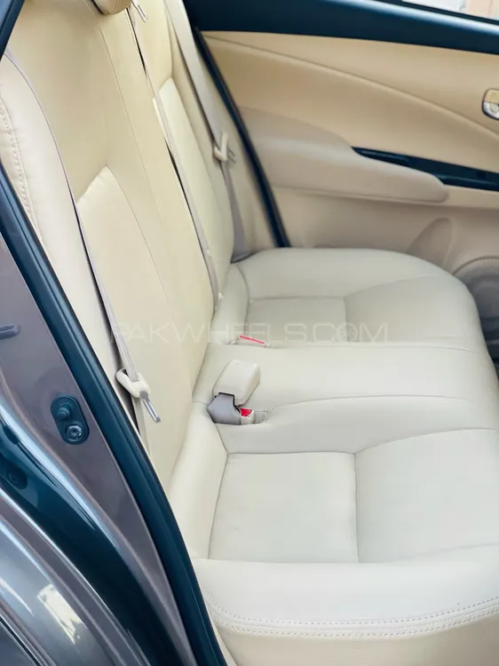 Toyota Yaris Sedan 2020 for Sale in Lahore Toyota Yaris Sedan 2020 for Sale in Lahore Image-9