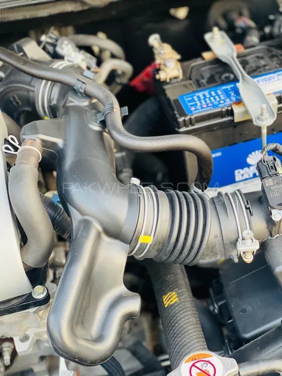 Toyota Yaris Sedan 2020 for Sale in Lahore Toyota Yaris Sedan 2020 for Sale in Lahore Image-17