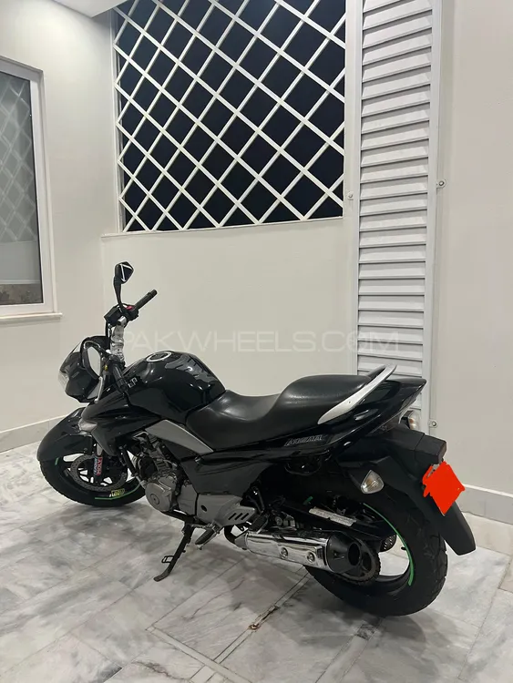 Suzuki Inazuma 2016 for Sale Suzuki Inazuma 2016 for Sale Image-5