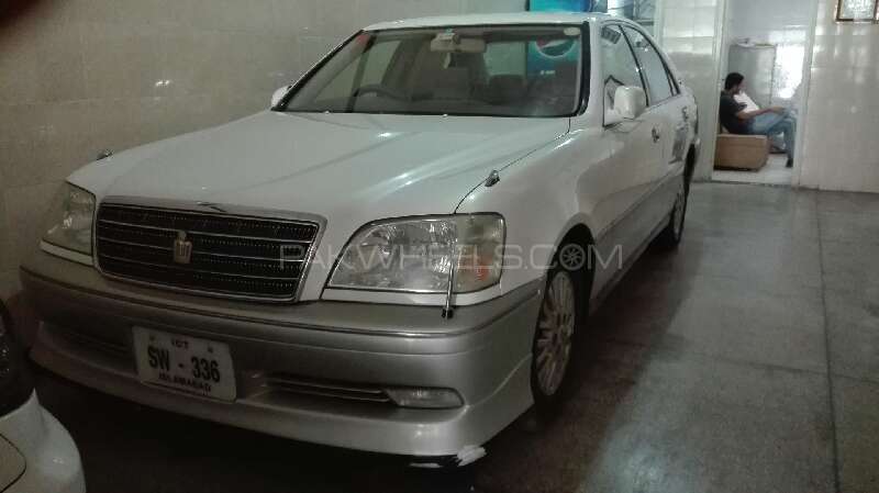 Toyota Crown 2001 for Sale in Faisalabad Image-1
