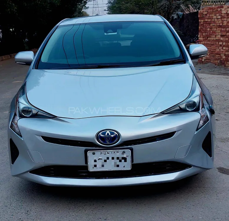 Toyota Prius 2018 for Sale in Lahore Image-1