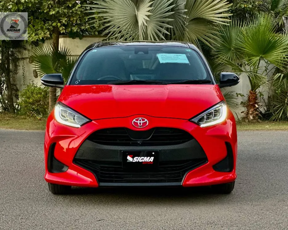 Toyota Yaris Hatchback 2021 for Sale in Lahore Image-1