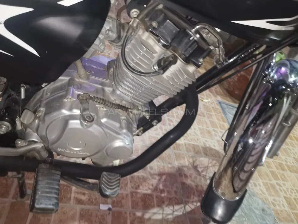 Honda CG 125 2023 for Sale Honda CG 125 2023 for Sale Image-4