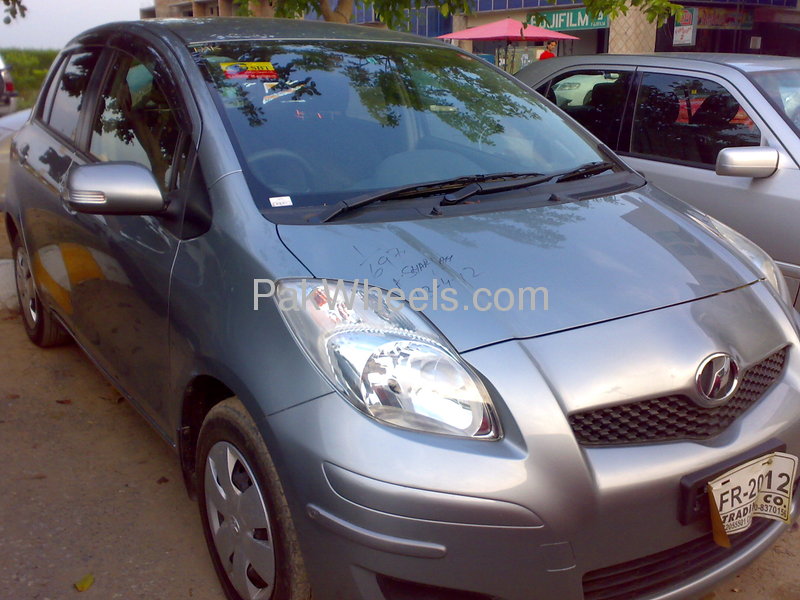 Toyota Vitz 2008 for Sale in Islamabad Image-1