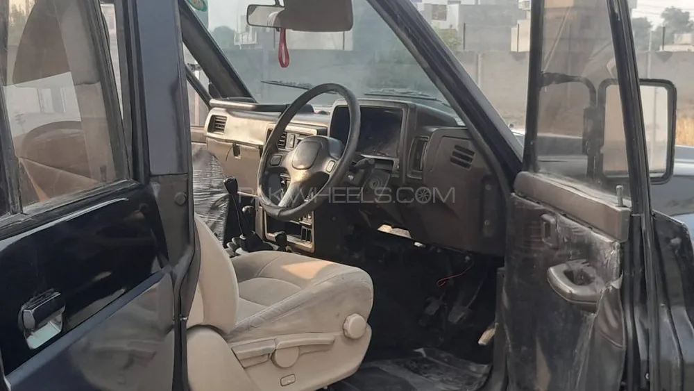 Nissan Patrol 1982 for Sale in Layyah Nissan Patrol 1982 for Sale in Layyah Image-7