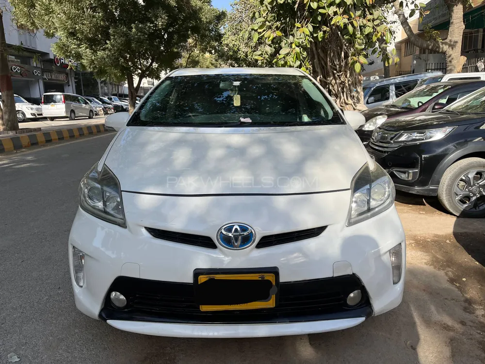 Toyota Prius 2012 for Sale in Karachi Image-1