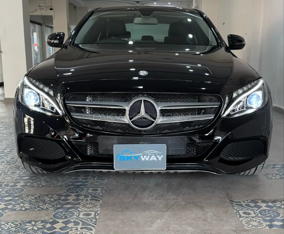 Mercedes Benz C Class 2016 for Sale in Karachi Image-1