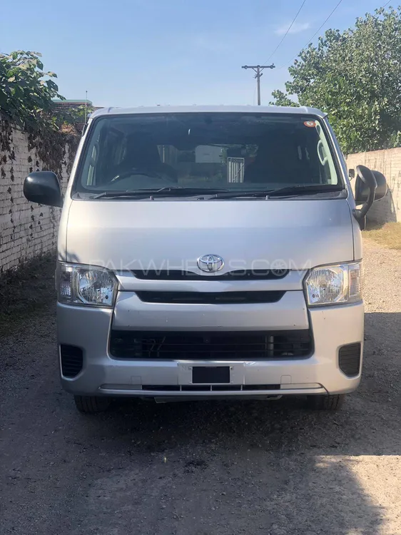 Toyota Hiace 2018 for Sale in Gujranwala Image-1