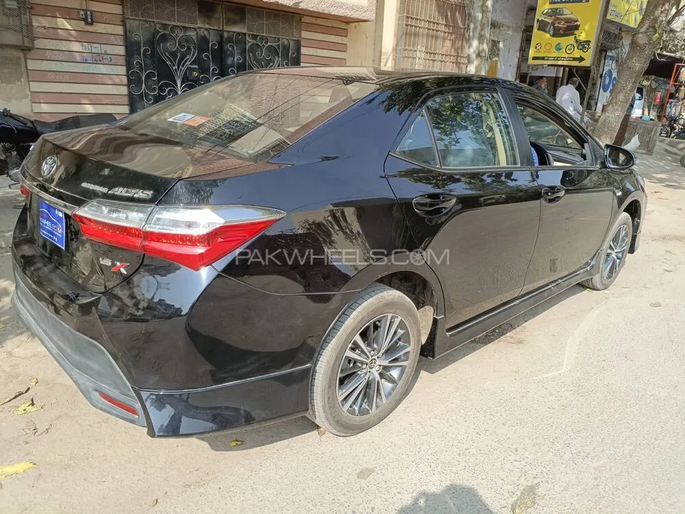 Toyota Corolla 2021 for Sale in Karachi Toyota Corolla 2021 for Sale in Karachi Image-4