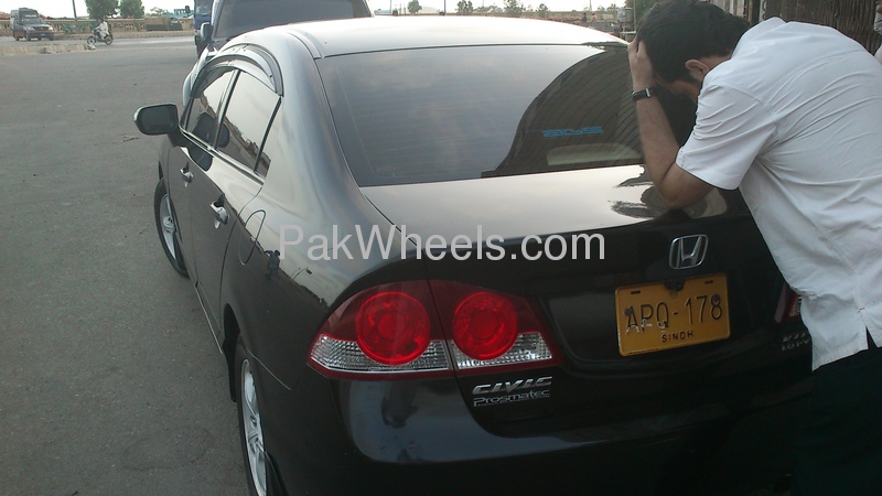Honda Civic 2007 for Sale in Karachi Image-1