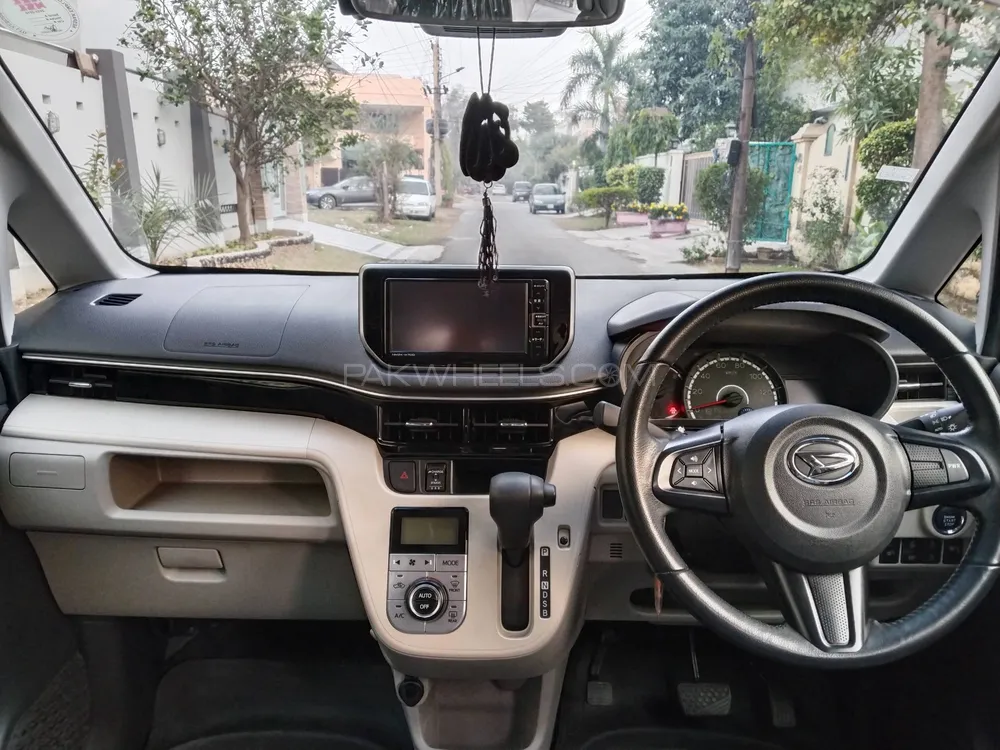 Daihatsu Move 2020 for Sale in Lahore Daihatsu Move 2020 for Sale in Lahore Image-10