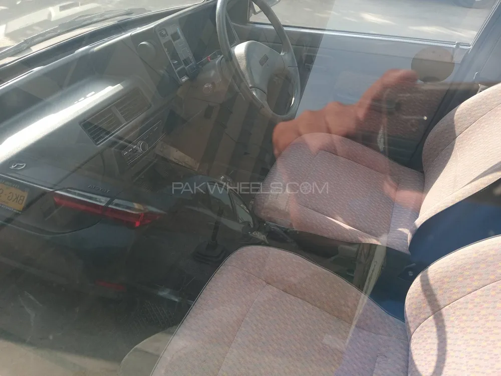 Suzuki Mehran 2017 for Sale in Karachi Image-1