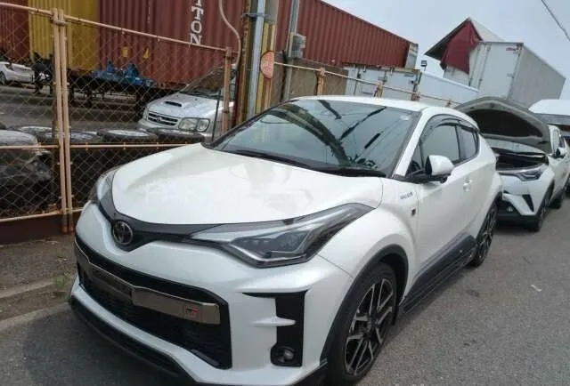 Toyota C-HR 2020 for Sale in Karachi Image-1