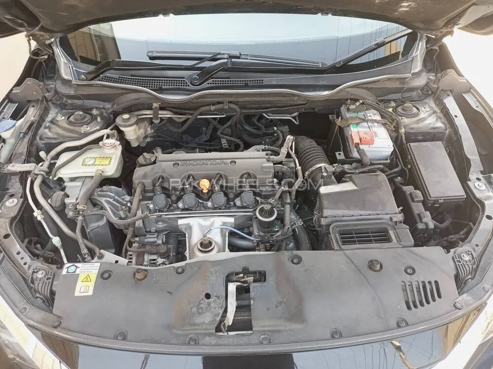 Honda Civic 2021 for Sale in Faisalabad Honda Civic 2021 for Sale in Faisalabad Image-8