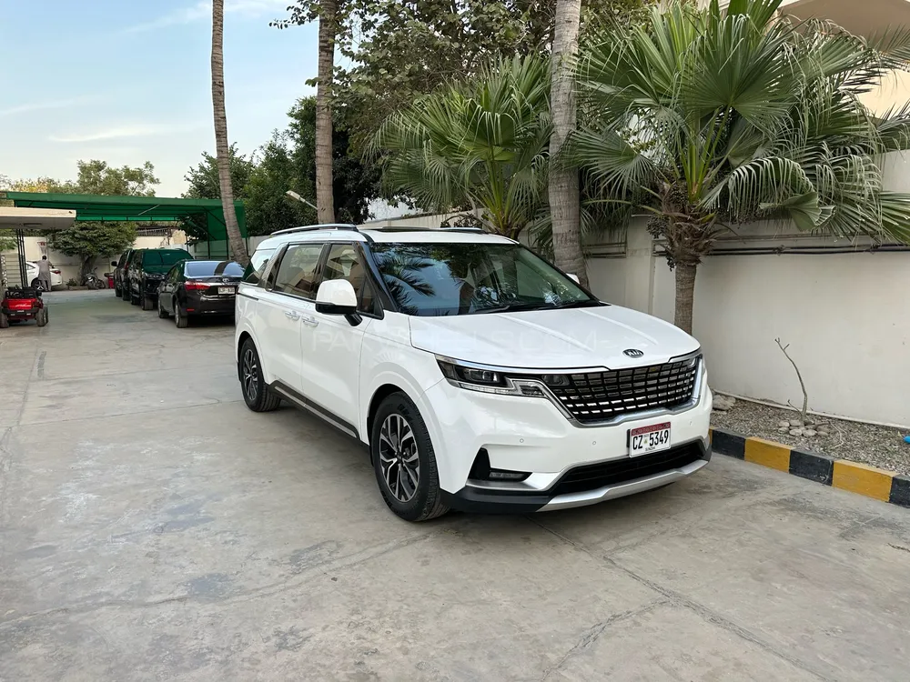 KIA Carnival 2021 for Sale in Karachi Image-1