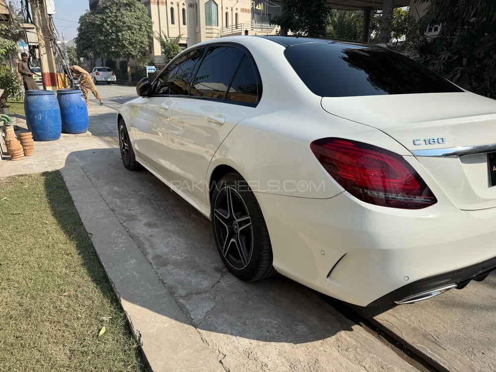 مرسڈیز بینز سی کلاس 2021 for Sale in فیصل آباد مرسڈیز بینز سی کلاس 2021 for Sale in فیصل آباد Image-4