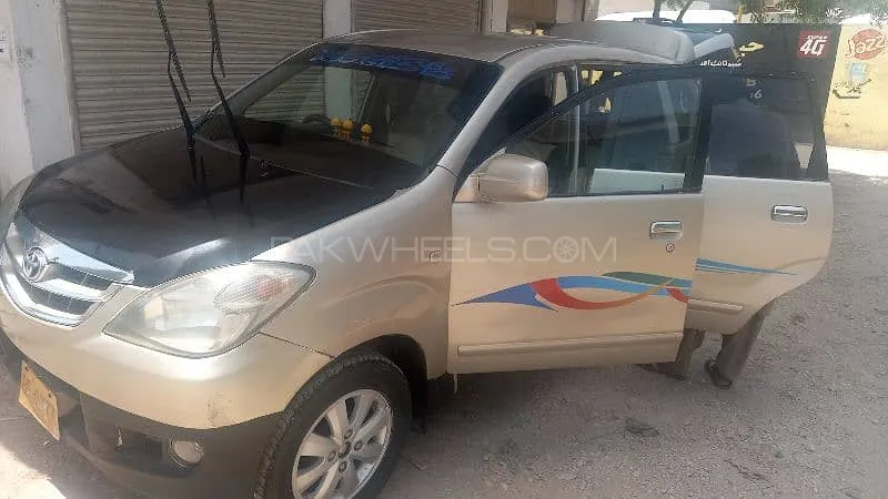ٹویوٹا اونزا 2010 for Sale in کراچی Image-1