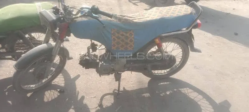 DYL Junoon YD-100 2013 for Sale DYL Junoon YD-100 2013 for Sale Image-3