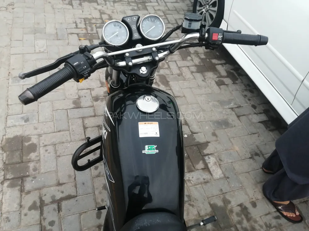 سوزوکی GS 150 SE 2021 for Sale سوزوکی GS 150 SE 2021 for Sale Image-4